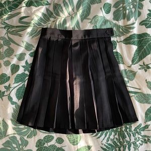 xs black tennis skirt